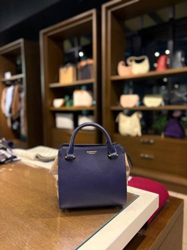 بربري | BERBERRY