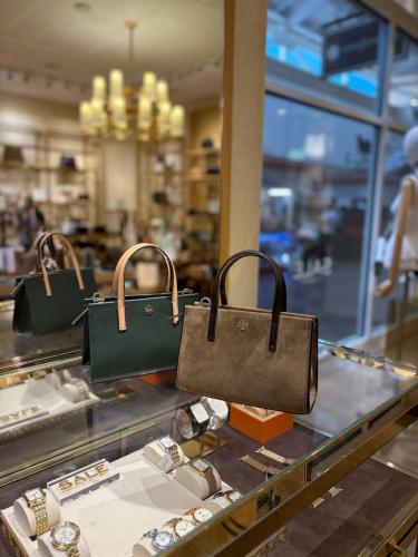 TORY BURCH| توري بورش