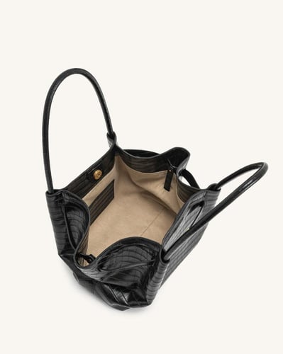 جي دبليو بي | JW PEI