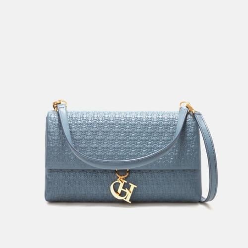 كارولينا هريرا | CH -وسط