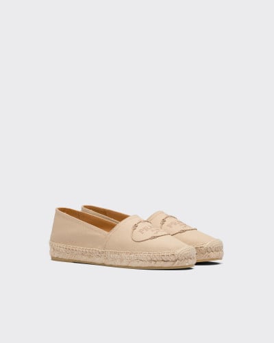 برادا | PRADA