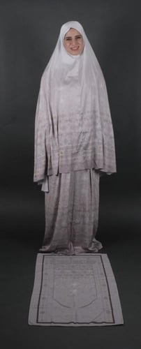 طقم صلاة توق حرير 2