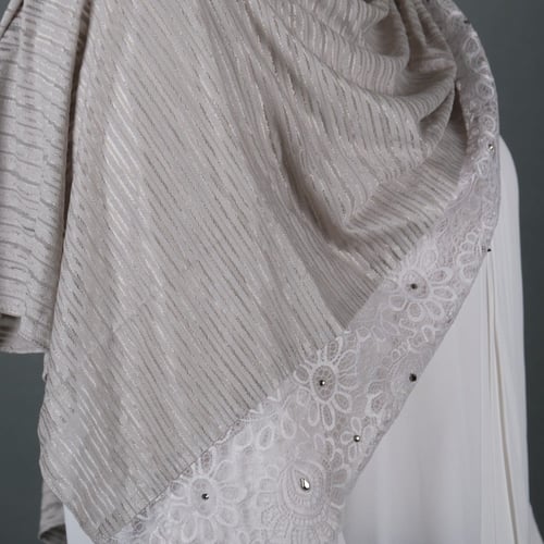 طرحة جوري ليكرا بدانتيل