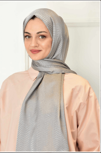 شال متعرج بلاتيني