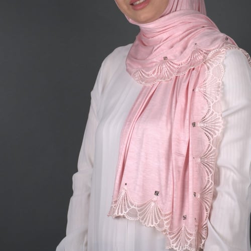 طرحة قطن كويتي بطرف دانتيل