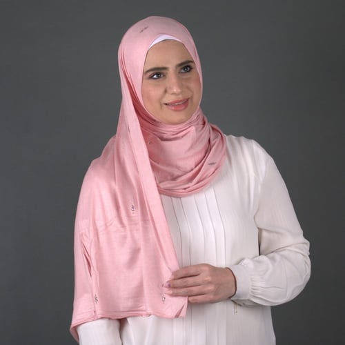 طرحة كشخة سادة مزينة بشفوارفسكي