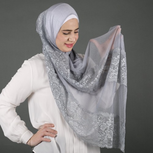 طرحة كشمير ناعم بشرحات دانتيل