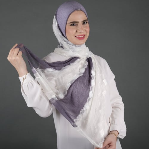 طرحة كشمير ناعم بشرحات دانتيل