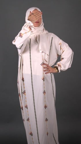 شرشف صلاة كرم مطرز سهم