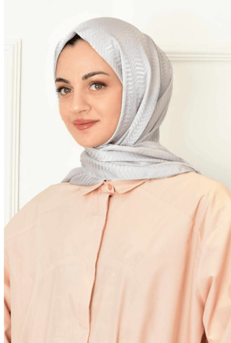 شال متعرج بلاتيني