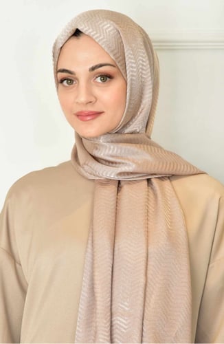 شال متعرج بلاتيني