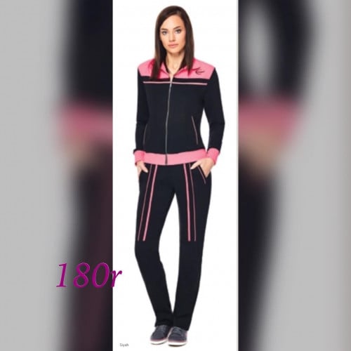 ملابس رياضة بنك