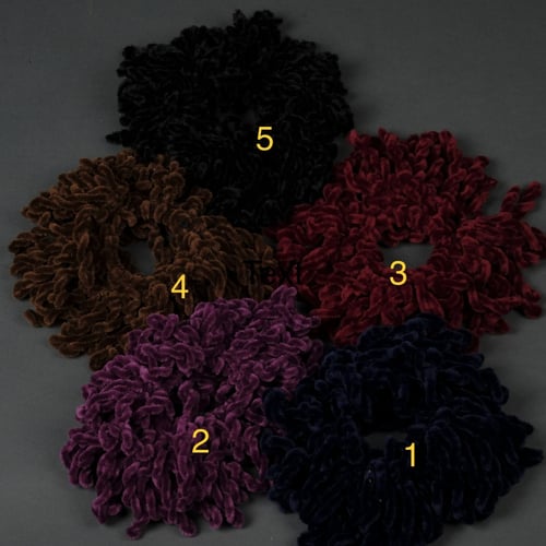 ربطة شعر مخمل