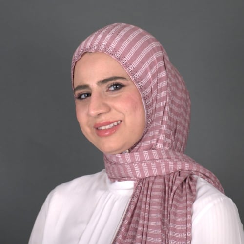 طرحة كشخة مقلم مزينة بشفوارفسكي