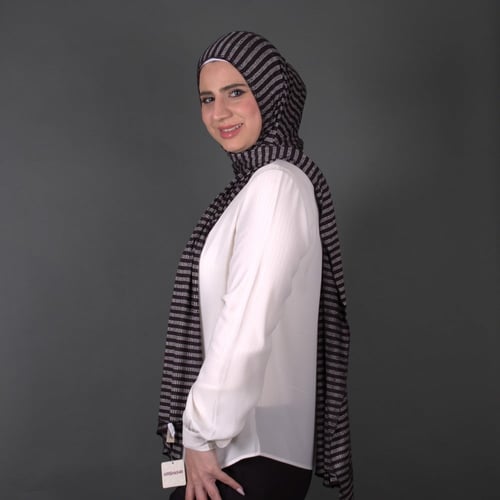 طرحة كشخة مقلم مزينة بشفوارفسكي