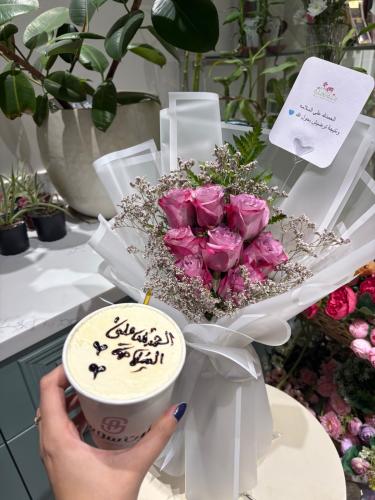 نسمة بنفسج