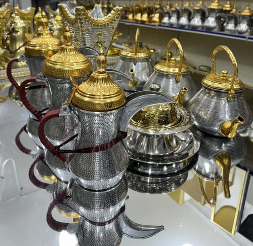 بكج 3 دلال 3 أباريق ومبخر وتمرية