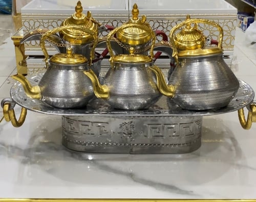 صينية الفواكه + 3 دلال + 3 اباريق ألمنيوم