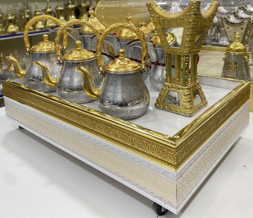 صينية و 3 دلال و 3 أباريق ومبخر ( المنيوم )