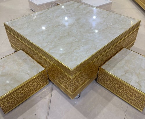 طاولة تقديم مع 4 طوايل خدمة نقش اسلامي