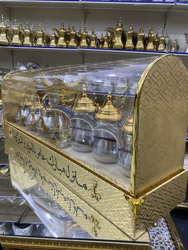 بوكس للأهداء 3 دلال 3 أباريق ومبخر حب رمان المنيوم