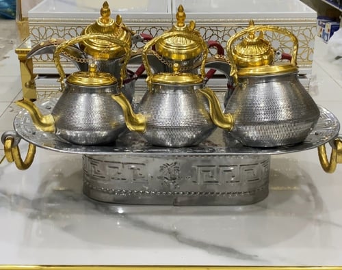 صينية الفواكه + 3 دلال + 3 اباريق ألمنيوم