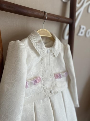 فستان سكري مع جاكت بحبات ورد انيقة