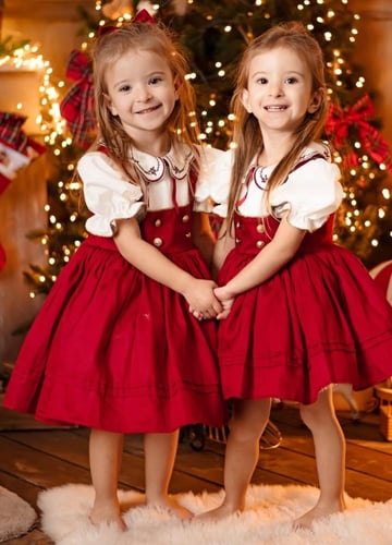 فستان احمر ١-٨ سنوات ( يفضل اخذ اكبر بمقاس )