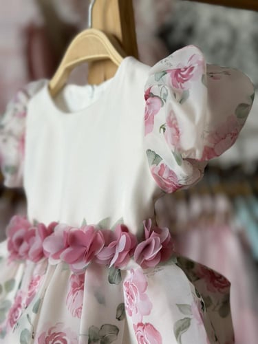 فستان مورد ١-٥ سنوات شامل الطوق والشنطة