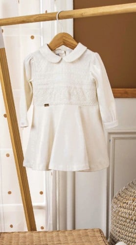 فستان مواليد ابيض انيق