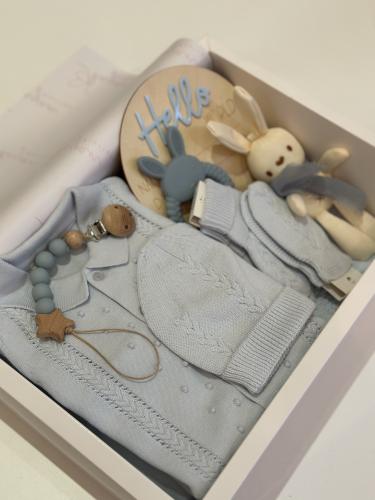 طقم حديثي الولاده ولادي ( سماوي فاتح )