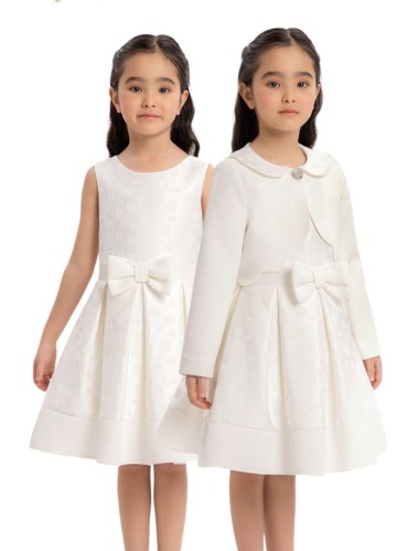 فستان ابيض بجاكت