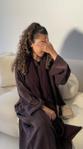 J18