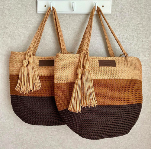 Basic crochet bag - beige, chocolate, and brown co...
