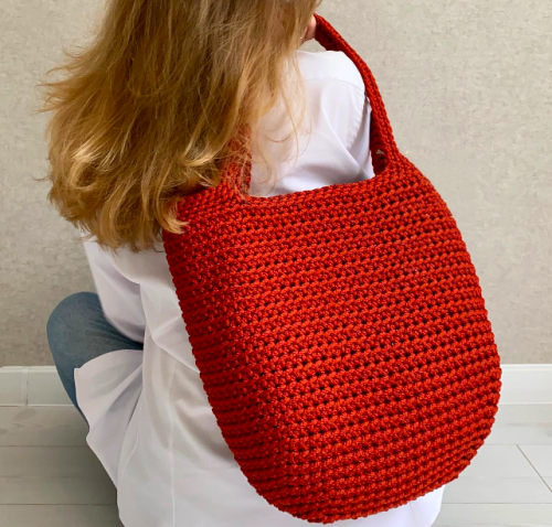 Basic crochet bag - red color