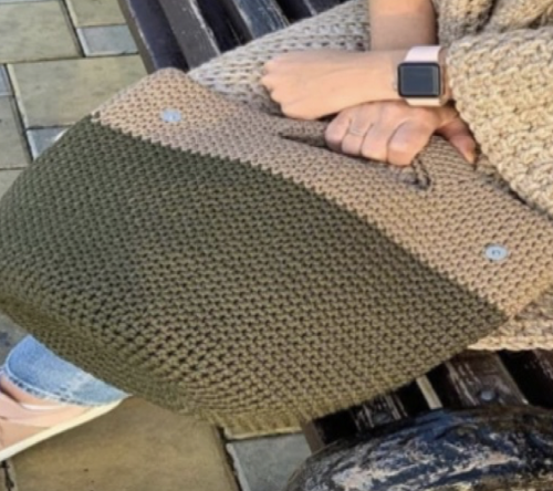 Luna crochet bag - beige and olive colors