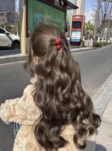 صبغه نباتيه دائمه لون اشقر غامق رمادي بارد