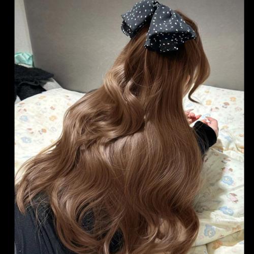 صبغه خاليه من الامونيا و bbd مع اوكسجين خاص لون اش...