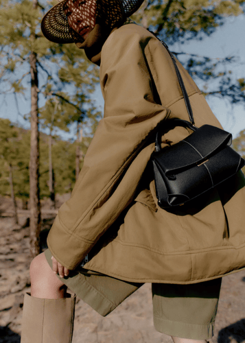 Poléne Paris | Mokki | Black with Ecru Stitching