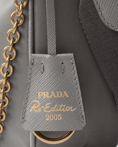 Prada | Prada Re-Edition 2005 Re-Nylon bag | Color...