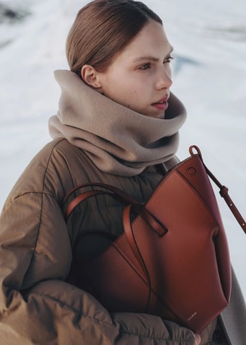 Poléne Paris | Cyme | Edition Textured Red Clay