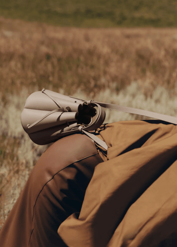 Poléne Paris | Numéro Huit | Edition Textured Taup...