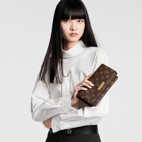 Louis Vuitton| Lily Chain Wallet