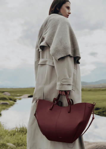 Poléne Paris | Cyme | Edition Textured Black Cherr...