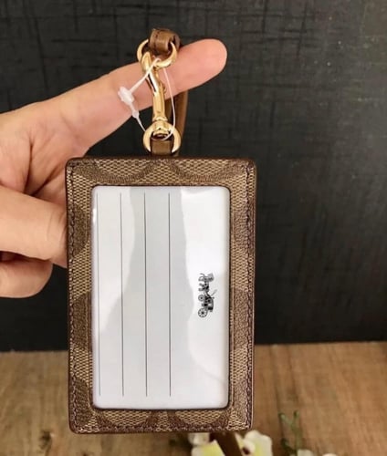 اي دي هولدر كوتش