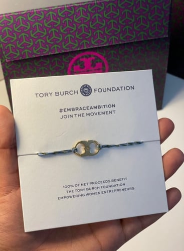 اساور توري بورش الخيط