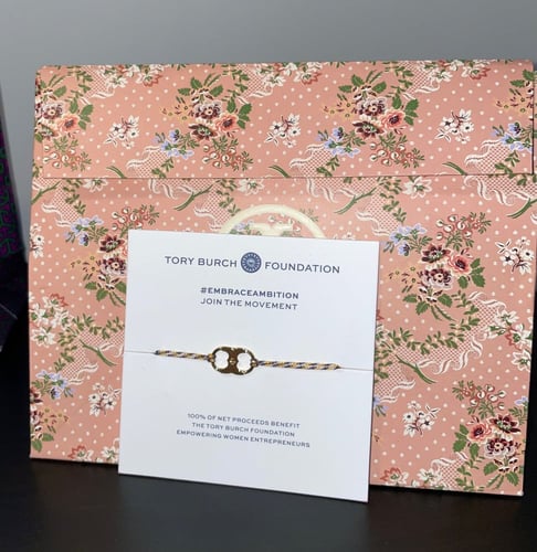 اساور توري بورش الخيط