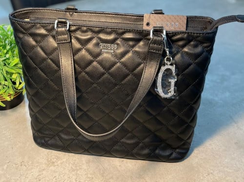 شنطه قيس كبيره