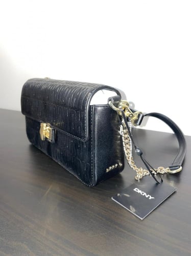 شنطه دكني اسود