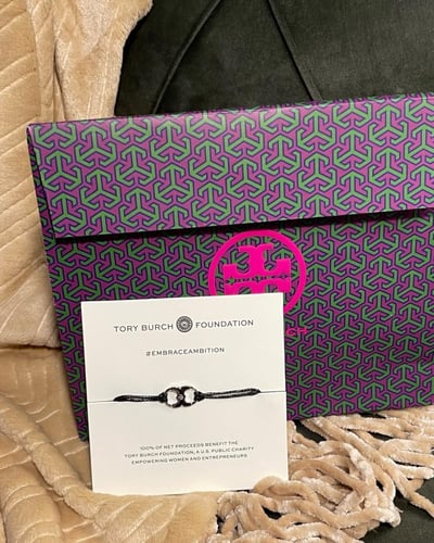 اساور توري بورش الخيط